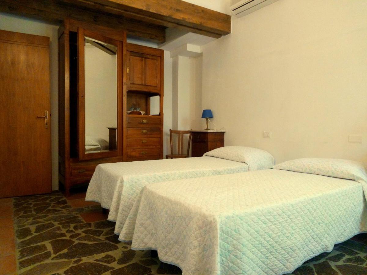 Lierus B&B Gonnosfanadiga Экстерьер фото